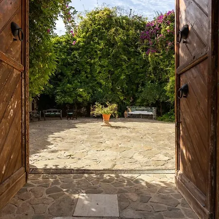 Donna Vittoria - Grande Apartman Trapani